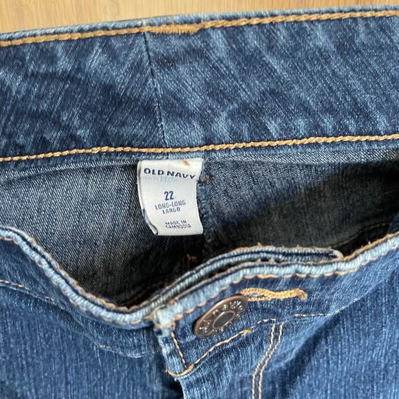 Old Navy Denim Stretch Jeans, size 22 long (tall) - Picture 4 of 6
